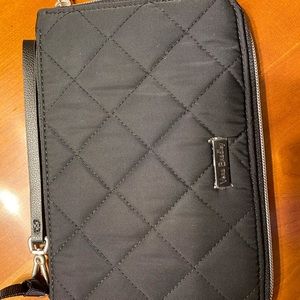 Vera Bradley RFID On the Go Wristlet